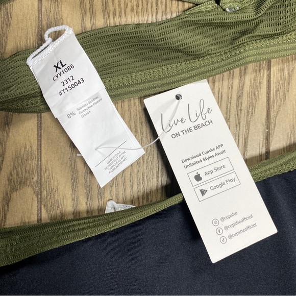 CUPSHE Two Piece Bikini Triangle Textured Set - Picture 12 of 16